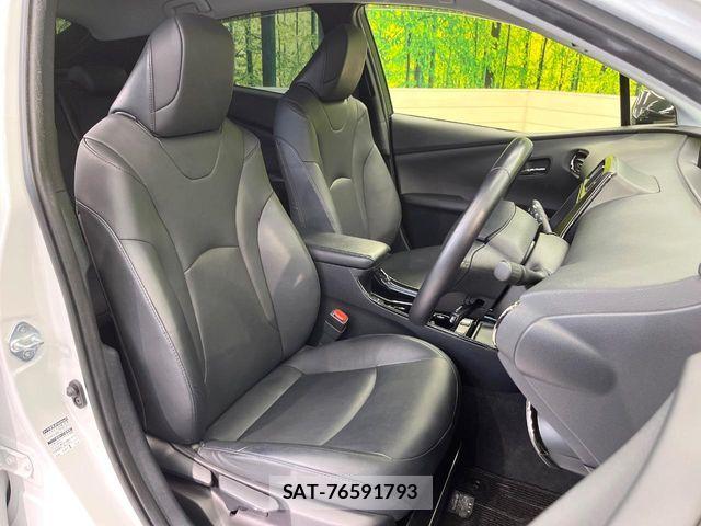 Toyota PRIUS 2021-10 6911229-10