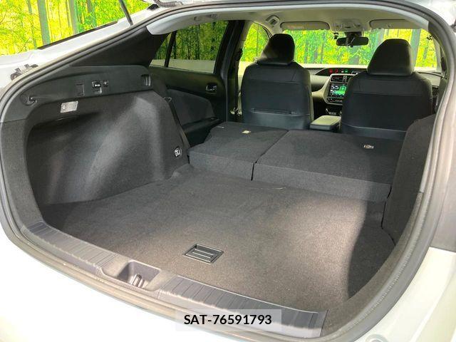 Toyota PRIUS 2021-10 6911229-12