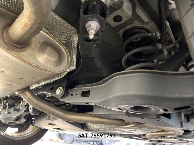 Toyota PRIUS 2021-10 6911229-18