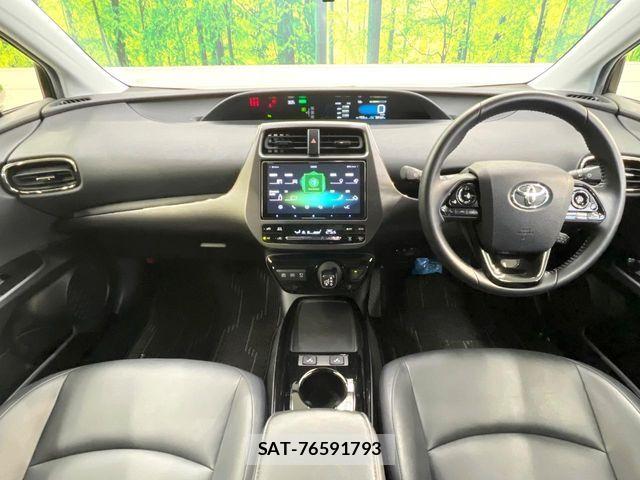 Toyota PRIUS 2021-10 6911229-1