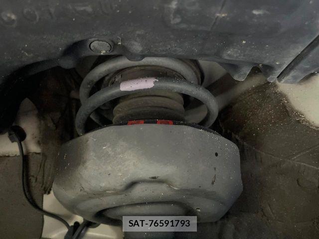 Toyota PRIUS 2021-10 6911229-19