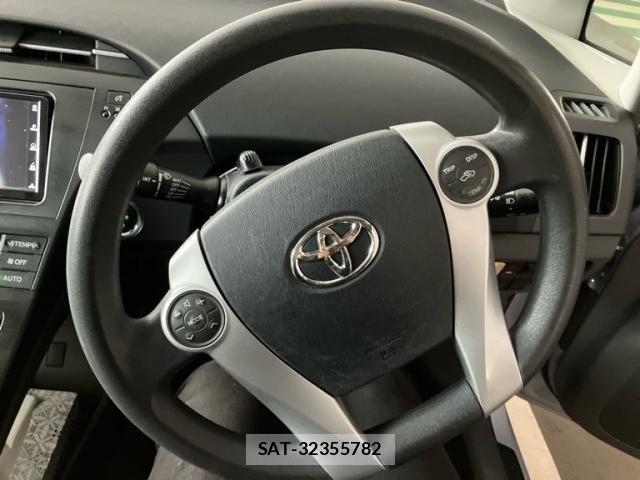 Toyota PRIUS 2010-03 6911354-11
