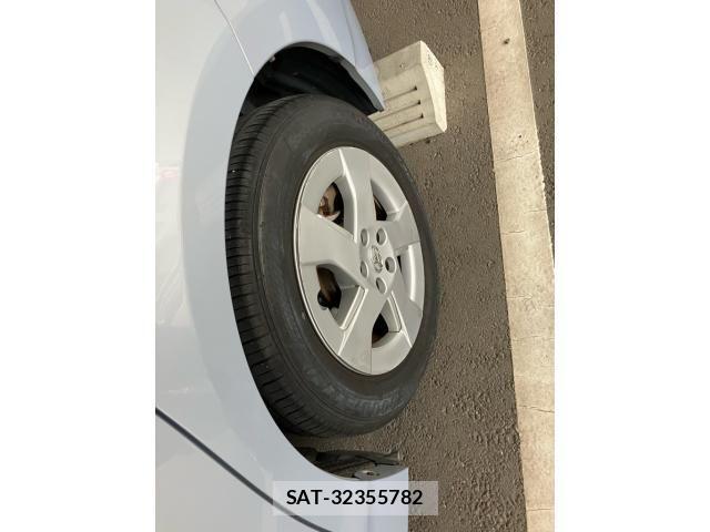 Toyota PRIUS 2010-03 6911354-3