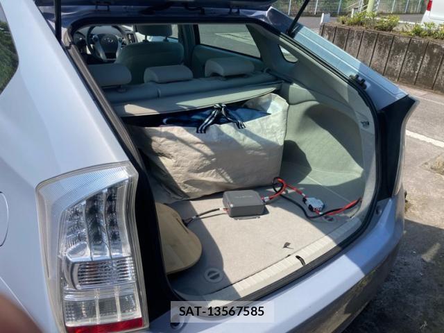 Toyota PRIUS 2009-07 6911396-11