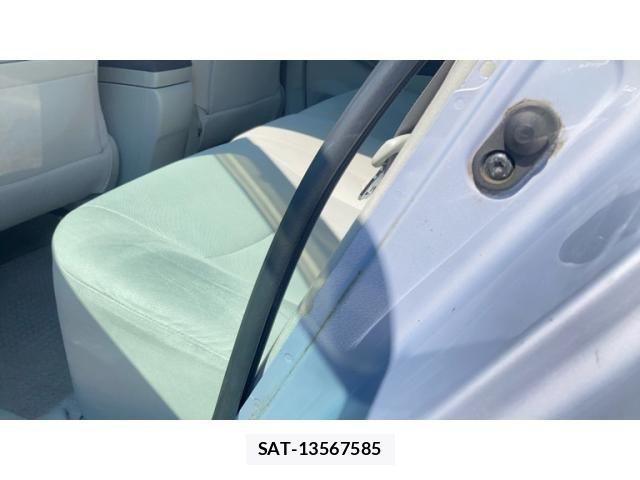 Toyota PRIUS 2009-07 6911396-25