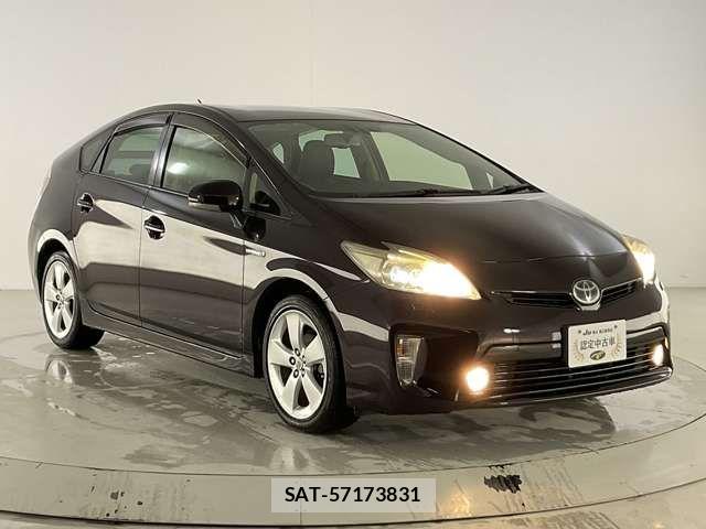 Toyota PRIUS 2013-01 6911323-8