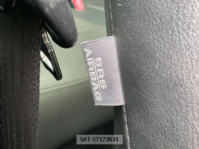 Toyota PRIUS 2013-01 6911323-17