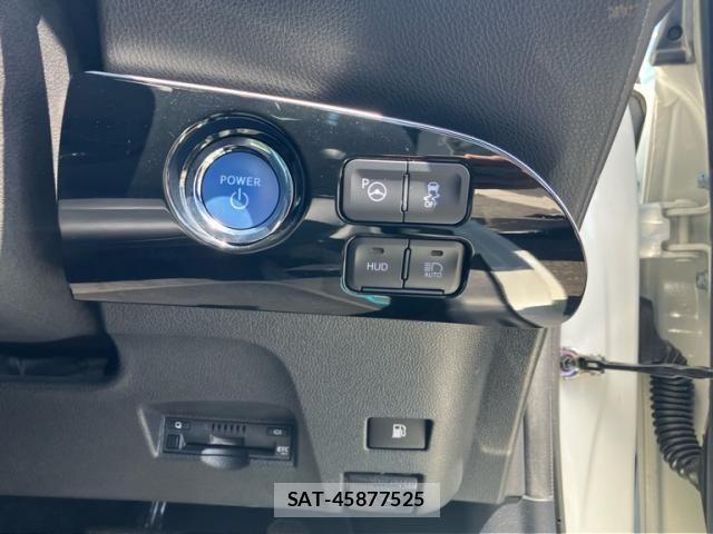 Toyota PRIUS 2019-02 6911235-17