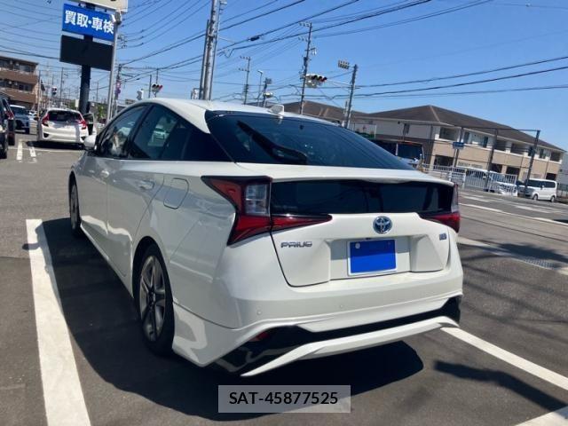 Toyota PRIUS 2019-02 6911235-2