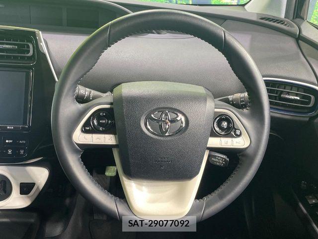 Toyota PRIUS 2018-02 6911237-10