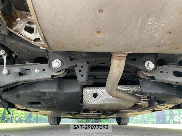 Toyota PRIUS 2018-02 6911237-18