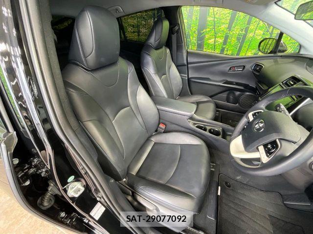 Toyota PRIUS 2018-02 6911237-7