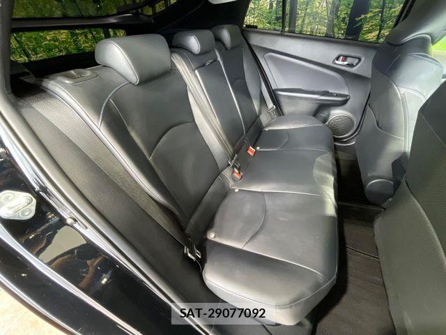 Toyota PRIUS 2018-02 6911237-8