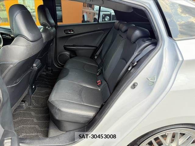 Toyota PRIUS 2020-08 6911242-17