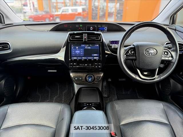 Toyota PRIUS 2020-08 6911242-1