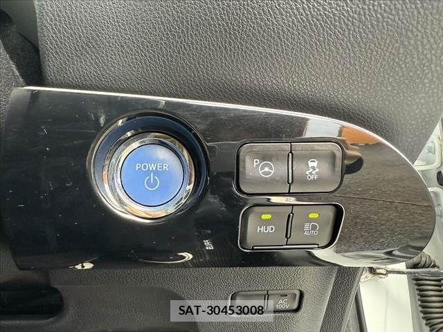 Toyota PRIUS 2020-08 6911242-22