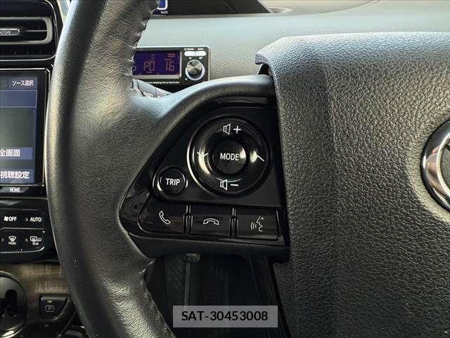 Toyota PRIUS 2020-08 6911242-25