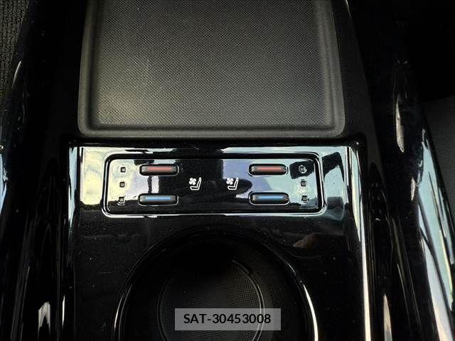 Toyota PRIUS 2020-08 6911242-28