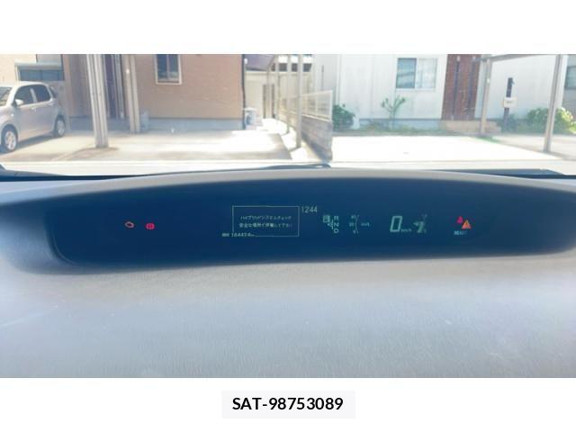 Toyota PRIUS 2012-07 6911442-21