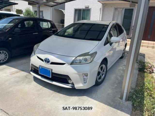 Toyota PRIUS 2012-07 6911442-2