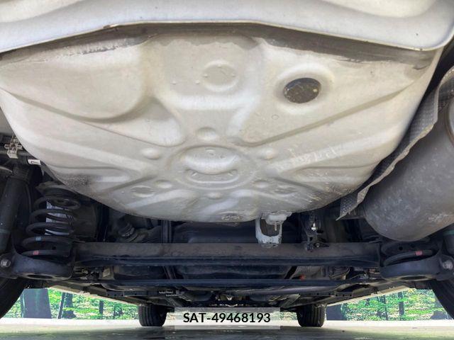Toyota PRIUS 2013-10 6911333-18