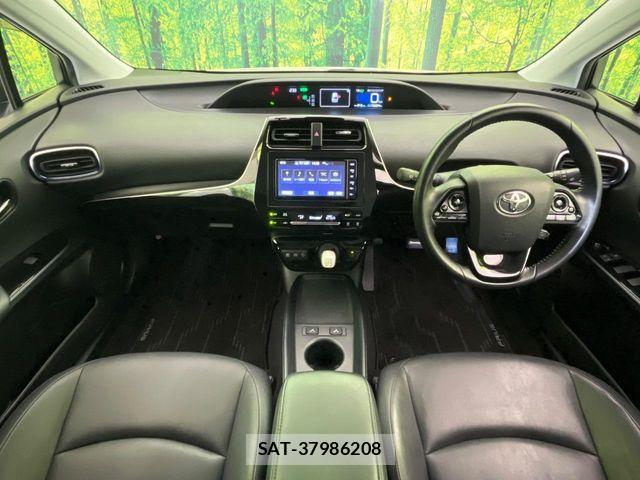 Toyota PRIUS 2021-03 6911268-1