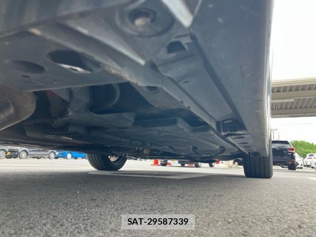 Toyota PRIUS 2013-12 6911448-22