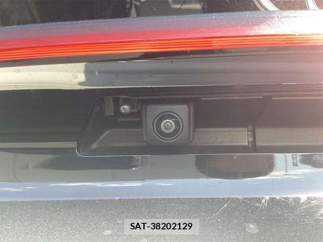 Toyota PRIUS 2023-05 6911231-18