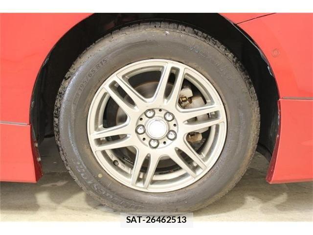 Toyota PRIUS 2018-06 6911279-21