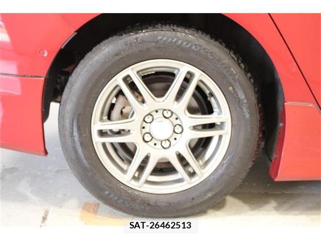 Toyota PRIUS 2018-06 6911279-22