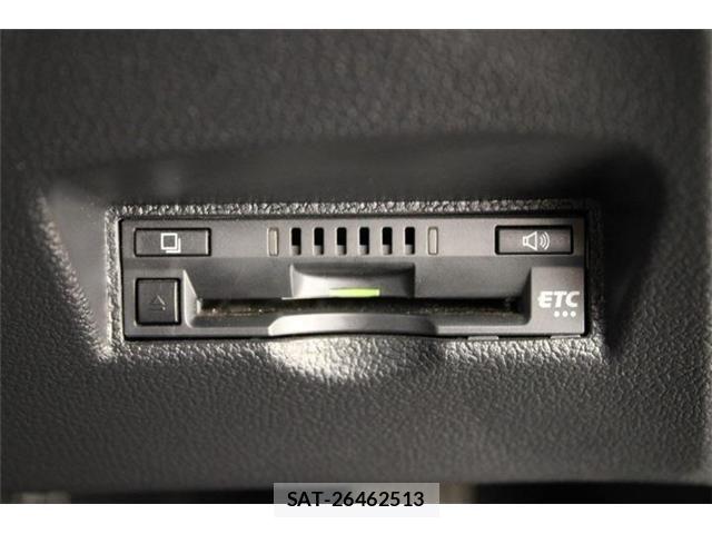 Toyota PRIUS 2018-06 6911279-4