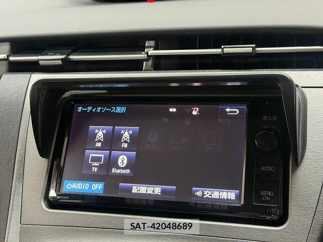 Toyota PRIUS 2015-09 6911310-11