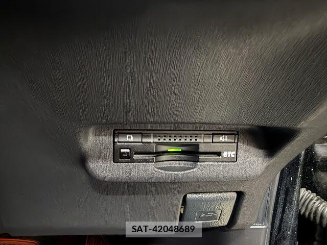 Toyota PRIUS 2015-09 6911310-13