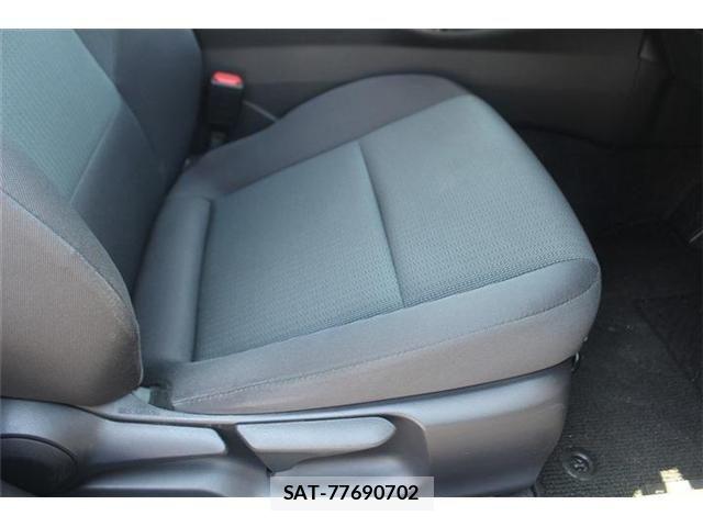 Toyota PRIUS 2023-03 6911226-28