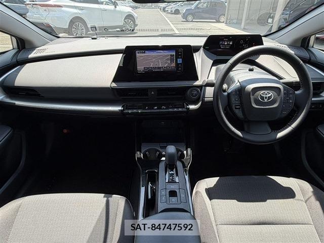 Toyota PRIUS 2023-03 6911227-16