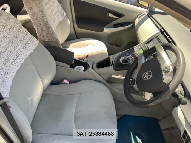 Toyota PRIUS 2011-06 6911476-8