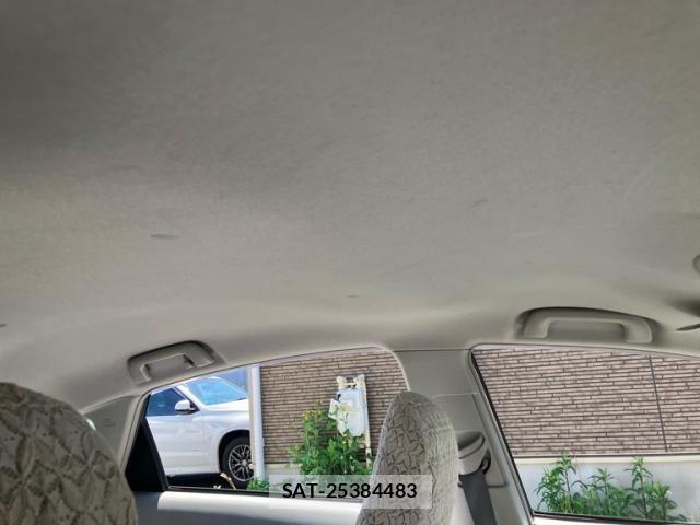 Toyota PRIUS 2011-06 6911476-13