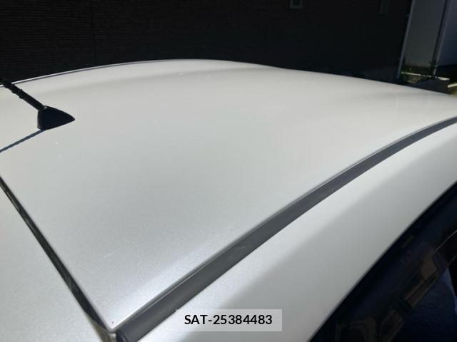Toyota PRIUS 2011-06 6911476-5