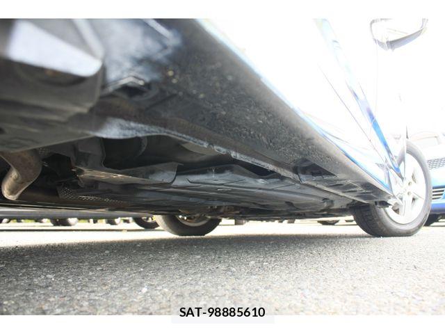 Toyota PRIUS 2011-03 6911325-11