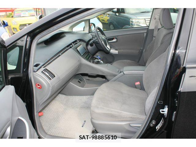 Toyota PRIUS 2011-03 6911325-15