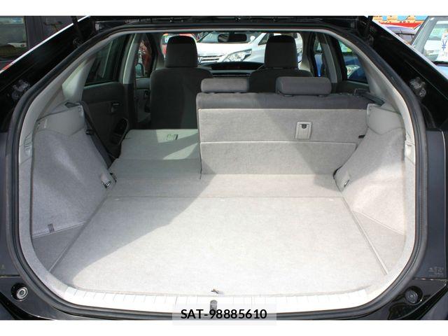 Toyota PRIUS 2011-03 6911325-19