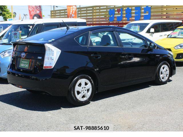 Toyota PRIUS 2011-03 6911325-2