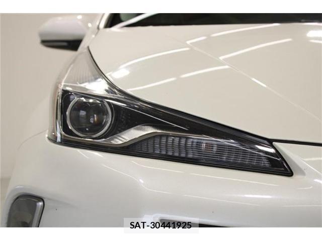 Toyota PRIUS 2019-03 6911281-17