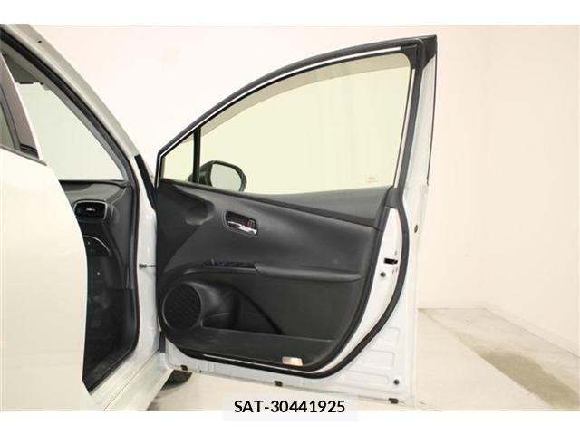 Toyota PRIUS 2019-03 6911281-29