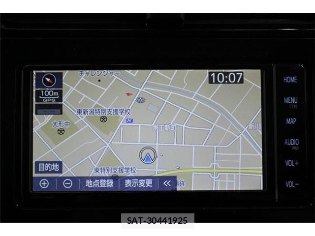 Toyota PRIUS 2019-03 6911281-3
