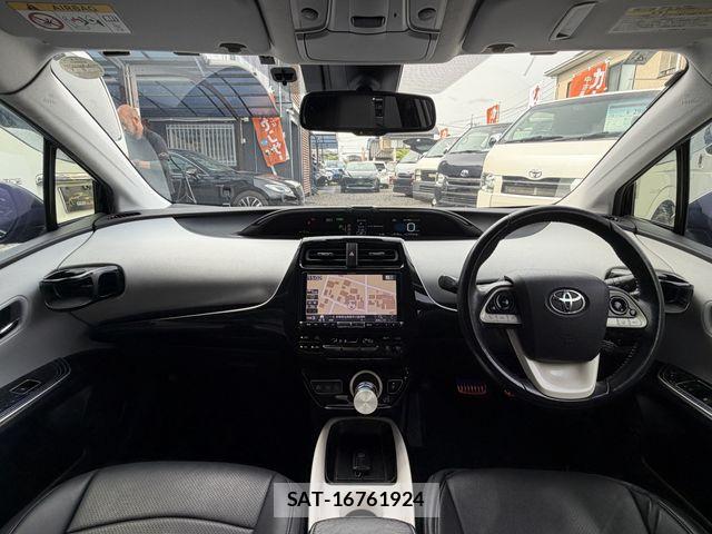Toyota PRIUS 2016-05 6911289-13