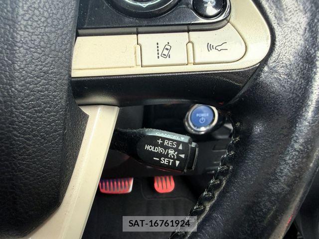 Toyota PRIUS 2016-05 6911289-14