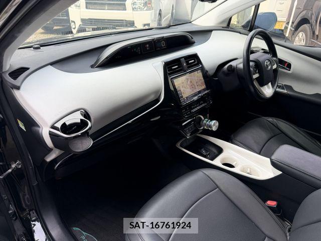 Toyota PRIUS 2016-05 6911289-23