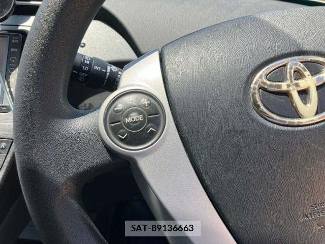 Toyota PRIUS 2011-10 6911406-11