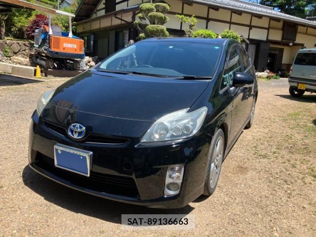Toyota PRIUS 2011-10 6911406-1